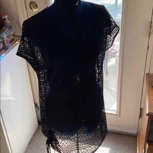 Woman wearabouts cover up size med NWT